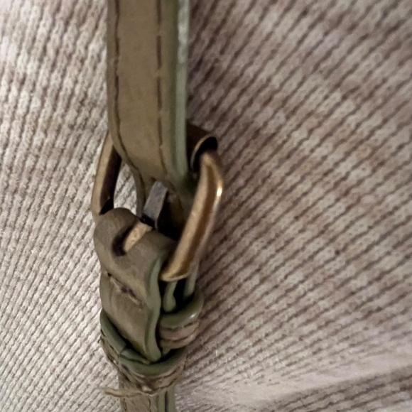 American Leather CO. Olive Green Crossbody Bag - Picture 15 of 15